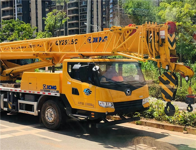 静海区大件设备吊装租赁吊车