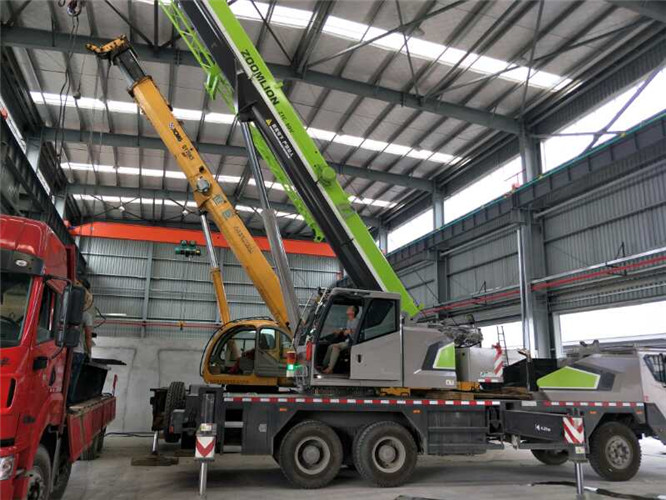 静海区高空车出租需要注意哪些安全事项？