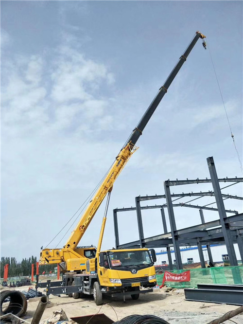 静海区超高层建筑钢结构吊装案例